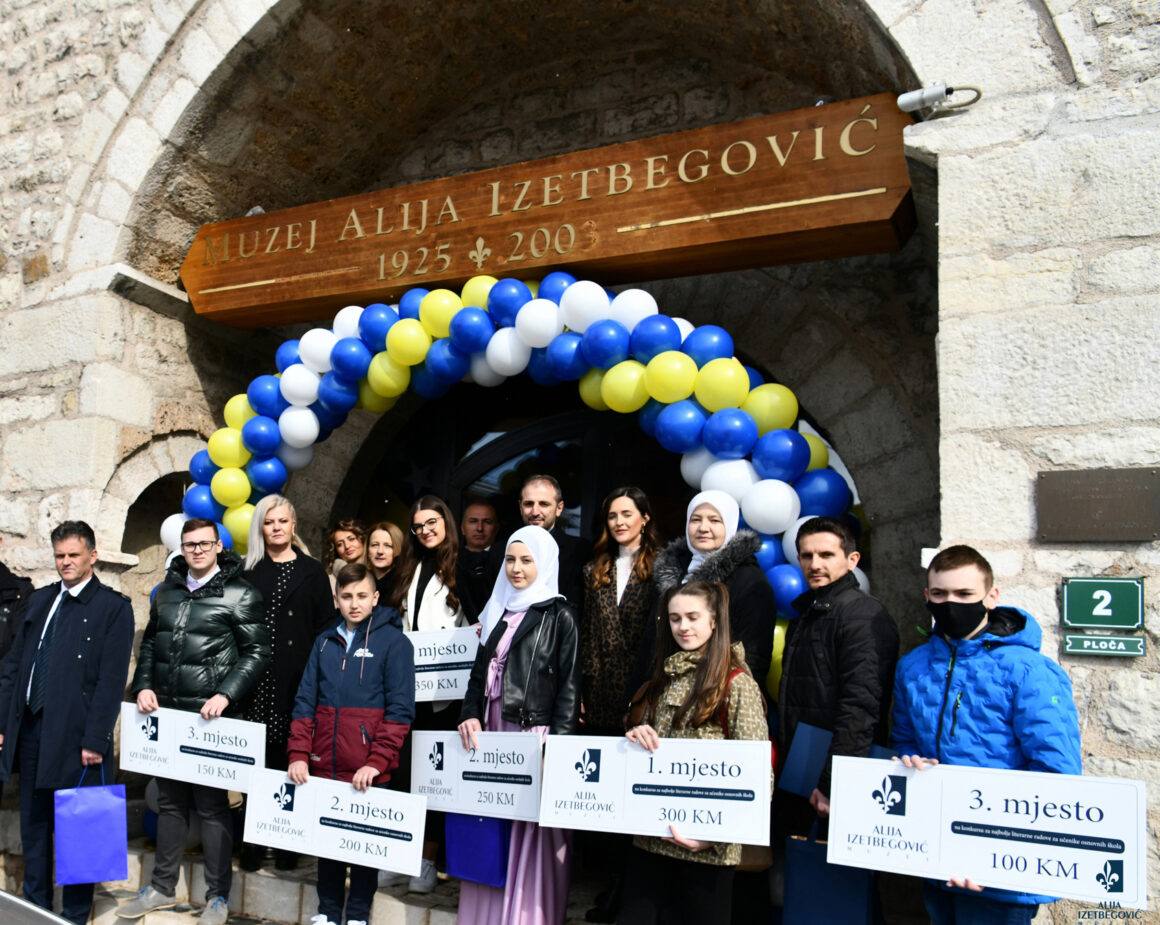 Ceremonija dodjele novčanih nagrada autorima najbolje ocijenjenih radova na 10. konkursu za najbolje literarne radove učenika osnovnih i srednjih škola