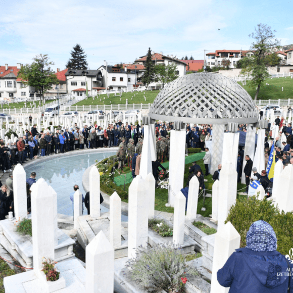 Na Šehidskom mezarju Kovači obilježena dvadeseta godišnjica od smrti Alije Izetbegovića